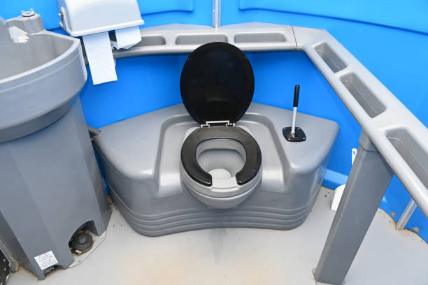 Best Luxury portable toilet rental  in Alafaya, FL